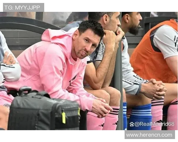 足球明星与路人之间的互动与情感纽带探讨