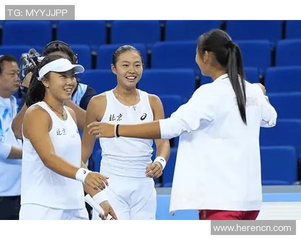 北京网球队的比赛经验揭秘：从训练到赛场的全景探索